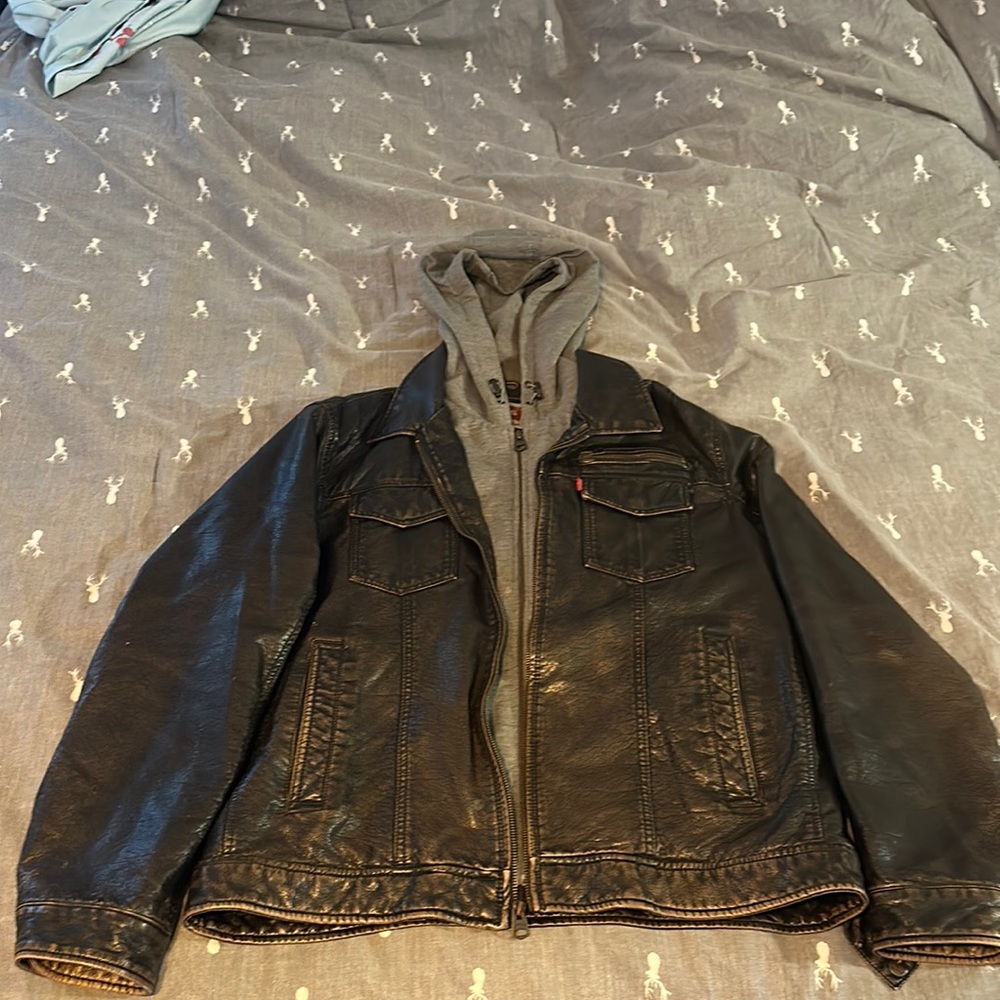 Levi’s bicker hoodie and leather jacket combo. Large. Great condition.
